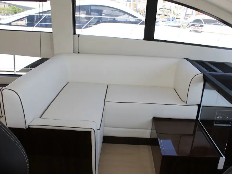Image slide 153412
