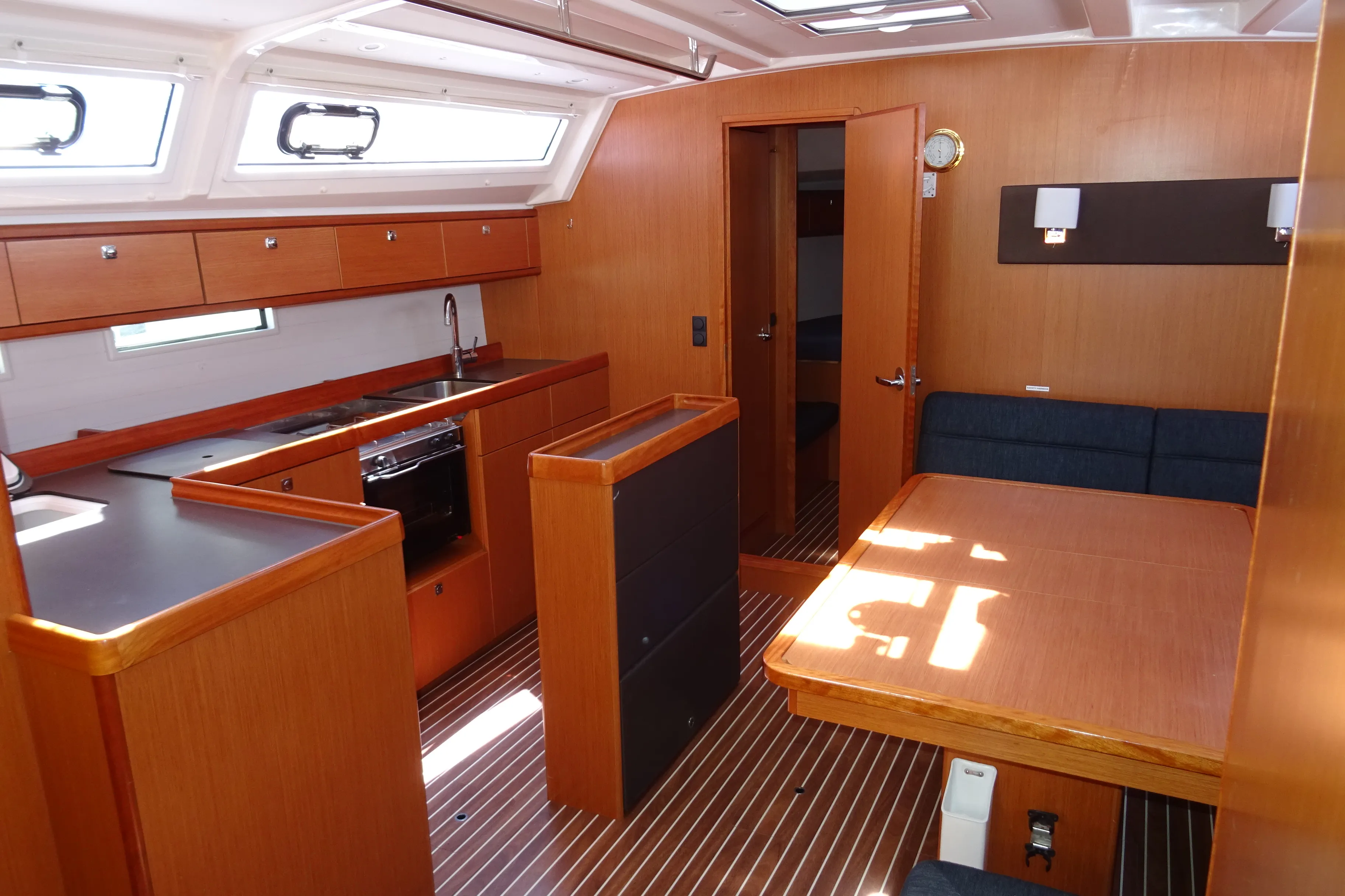 Image slide 153768