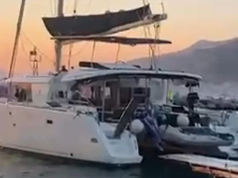 Lagoon 450 Fly MARTINA TRES boat image