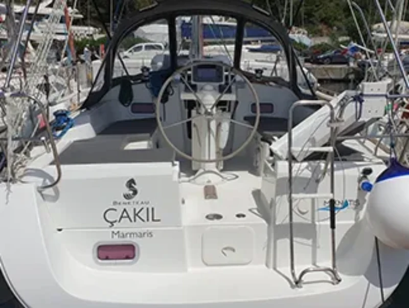 Oceanis 34 Cakil boat image