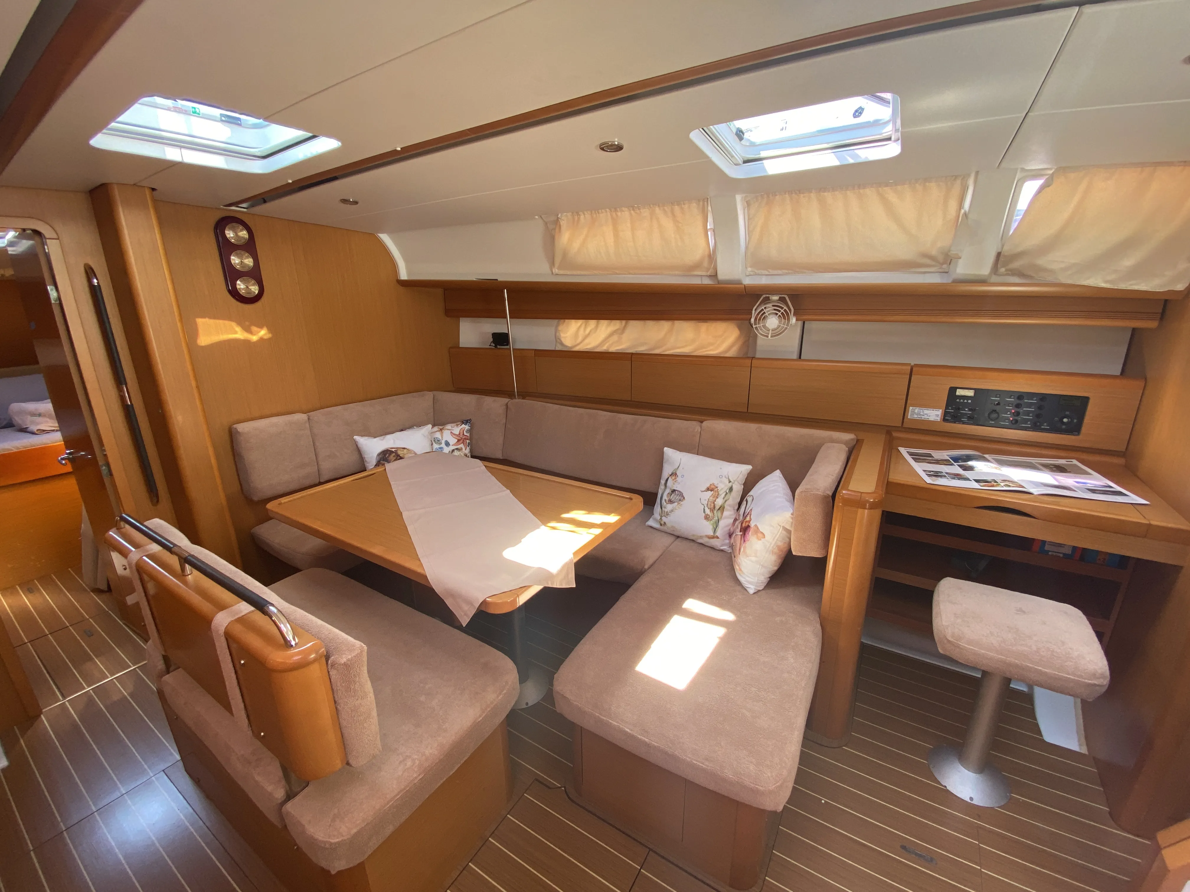Image slide 155021