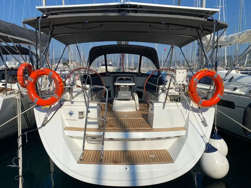 Sun Odyssey 44 i Capella II boat image