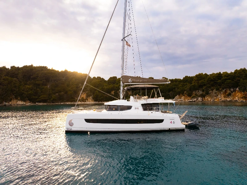 Bali 4.6 Dream on boat image