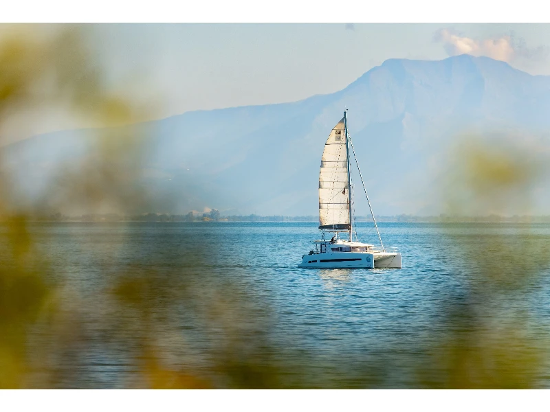 Bali 4.1 ZIZI boat image