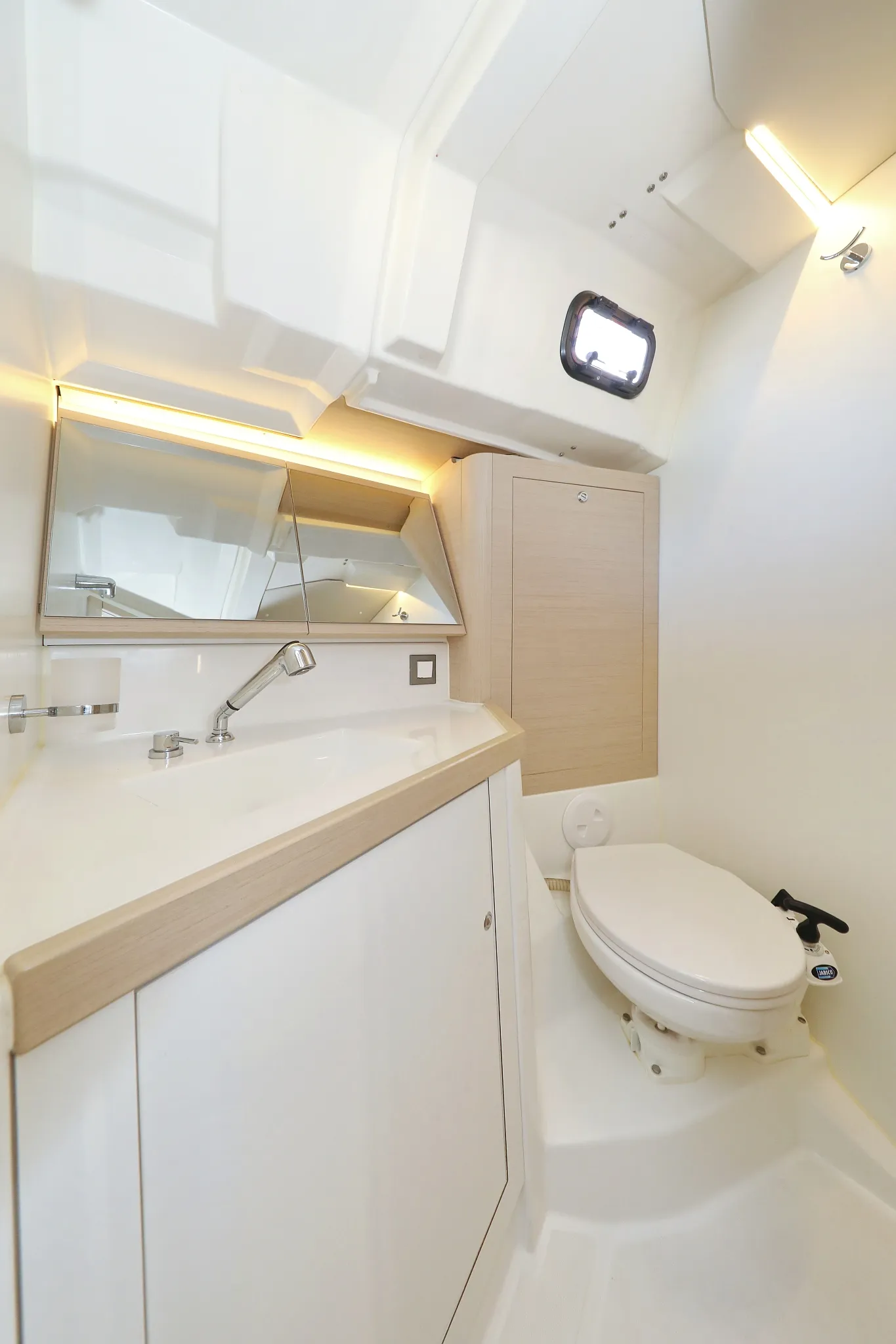 Image slide 15709