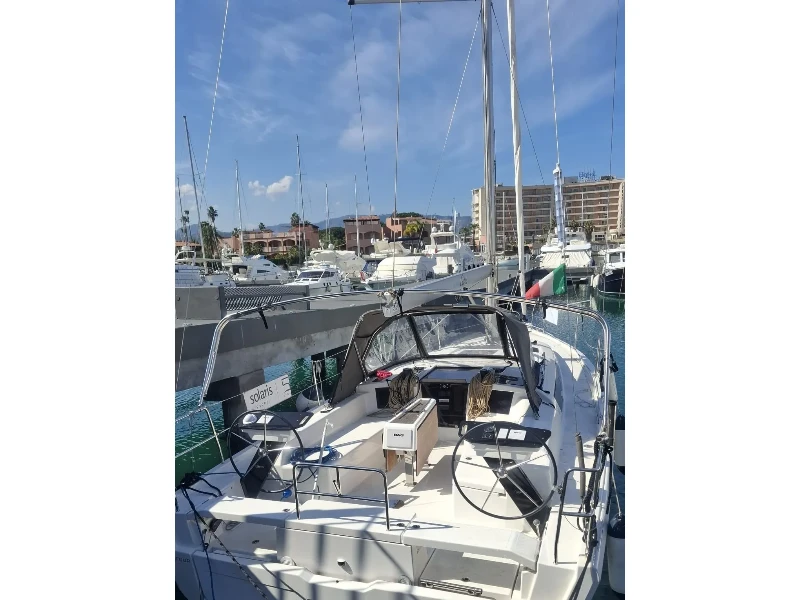Dufour 37 Zazu boat image