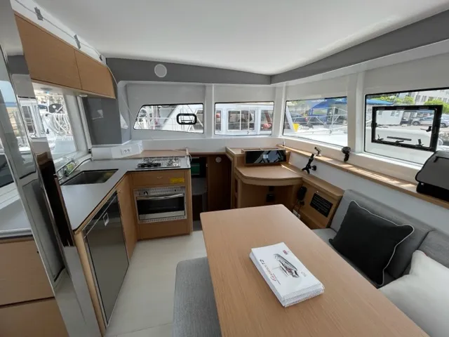 Image slide 158237