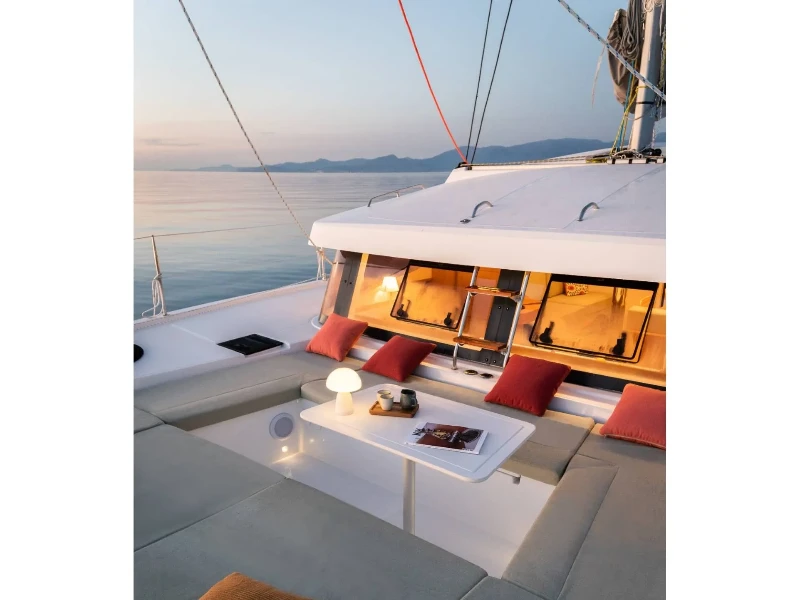 Bali Catsmart Zen Flow boat image