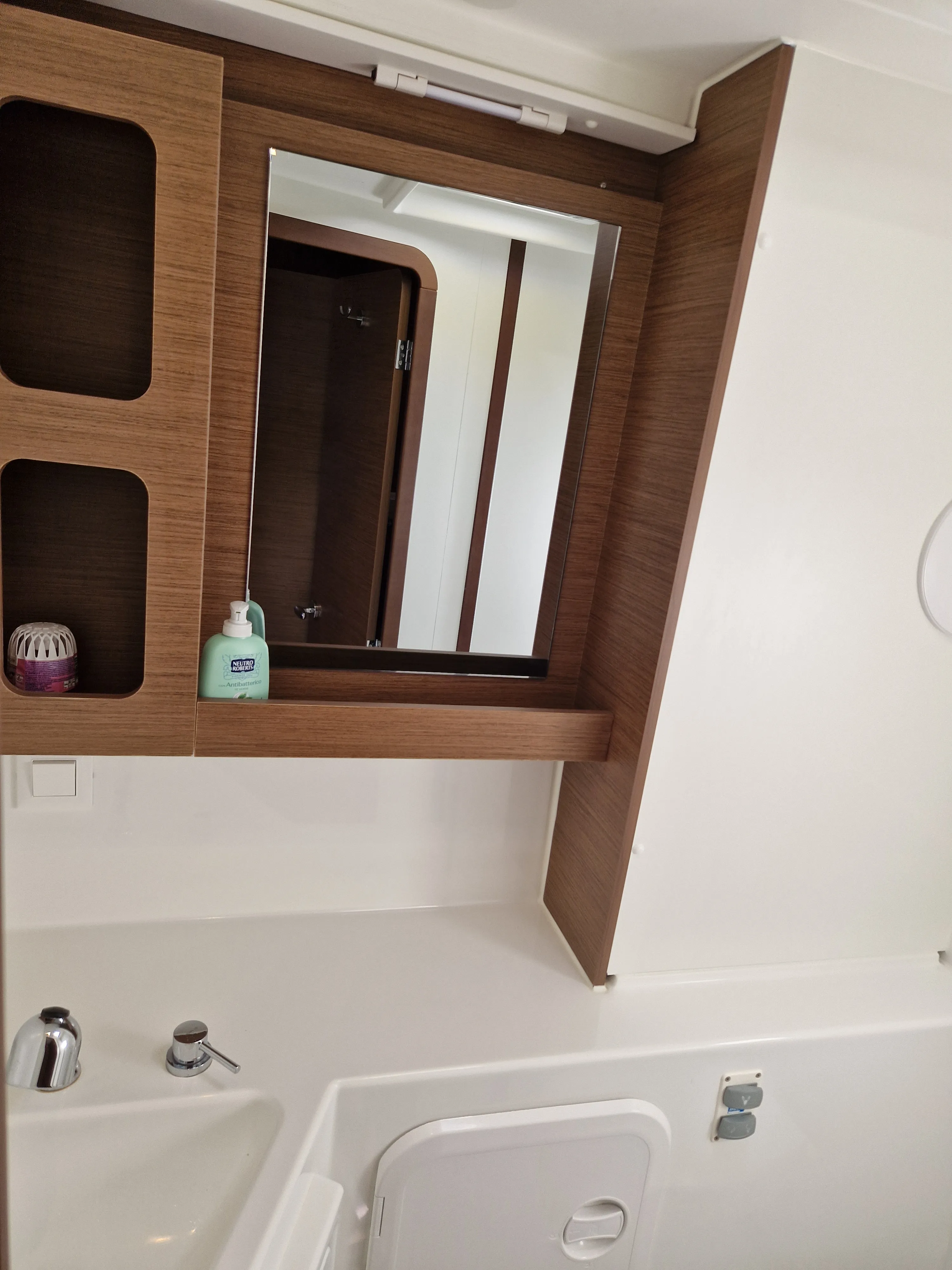 Image slide 159015