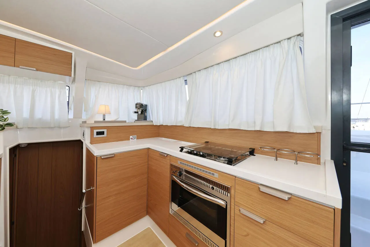 Image slide 159046