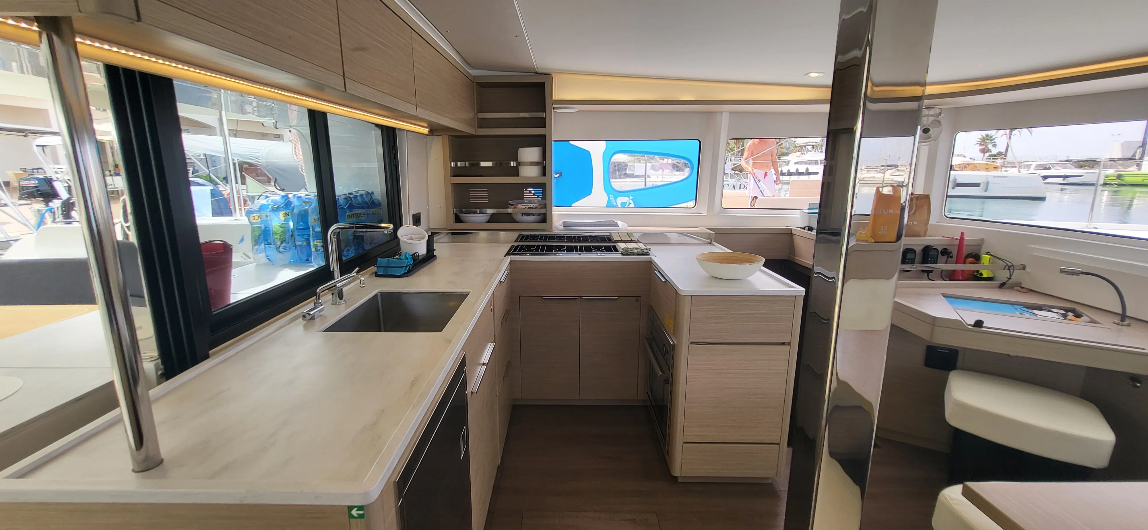 Image slide 159106