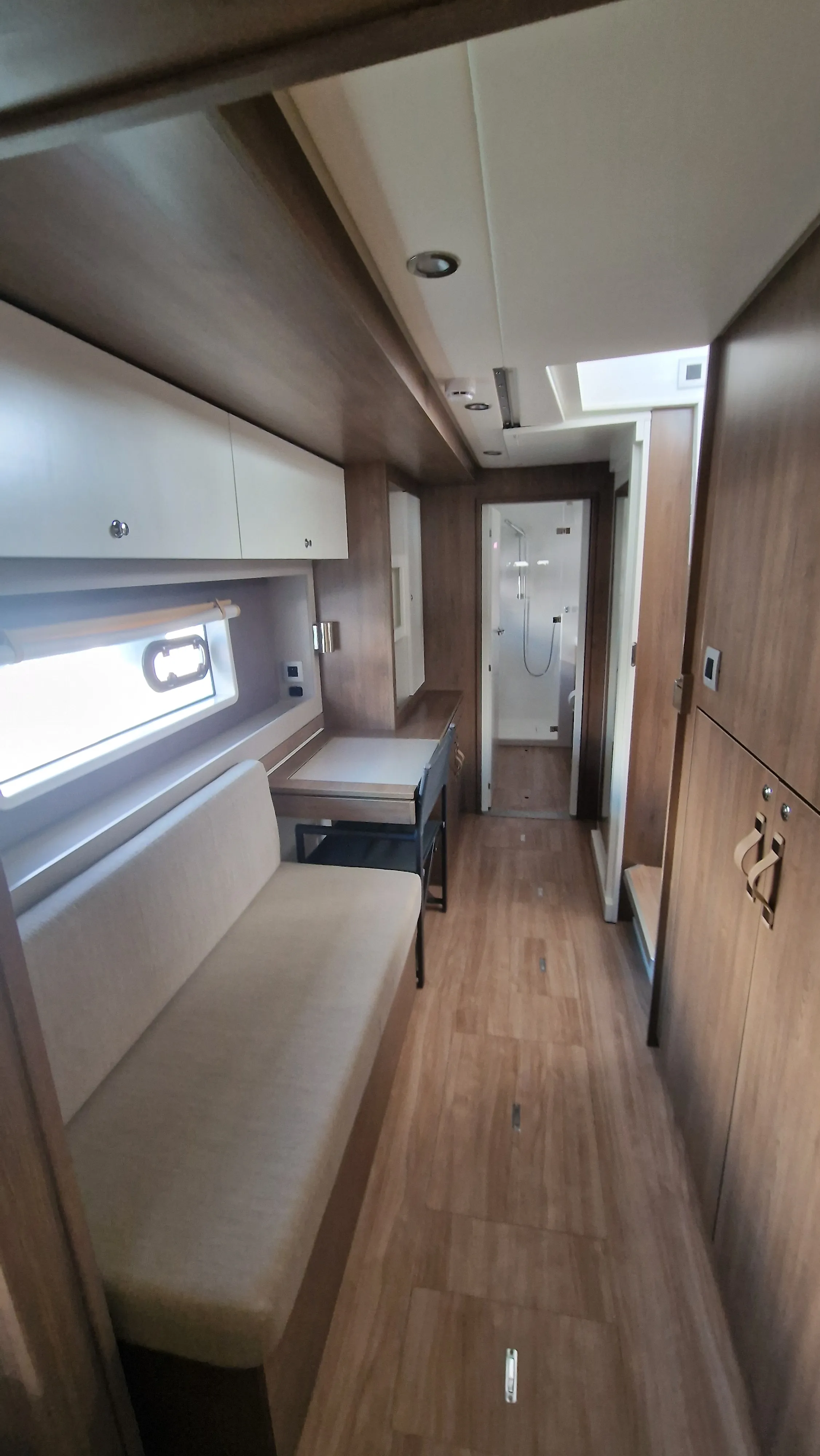 Image slide 159143