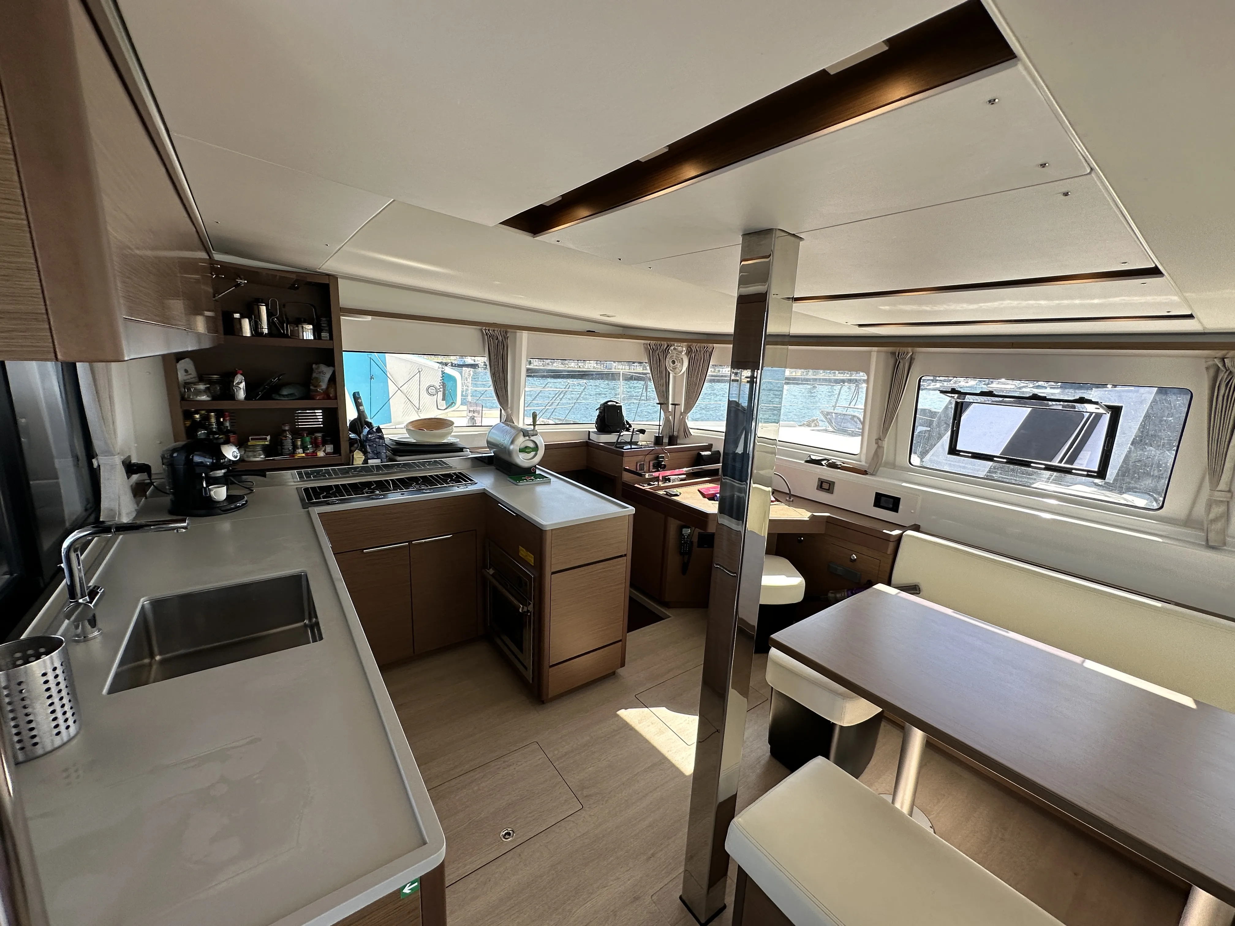 Image slide 159375