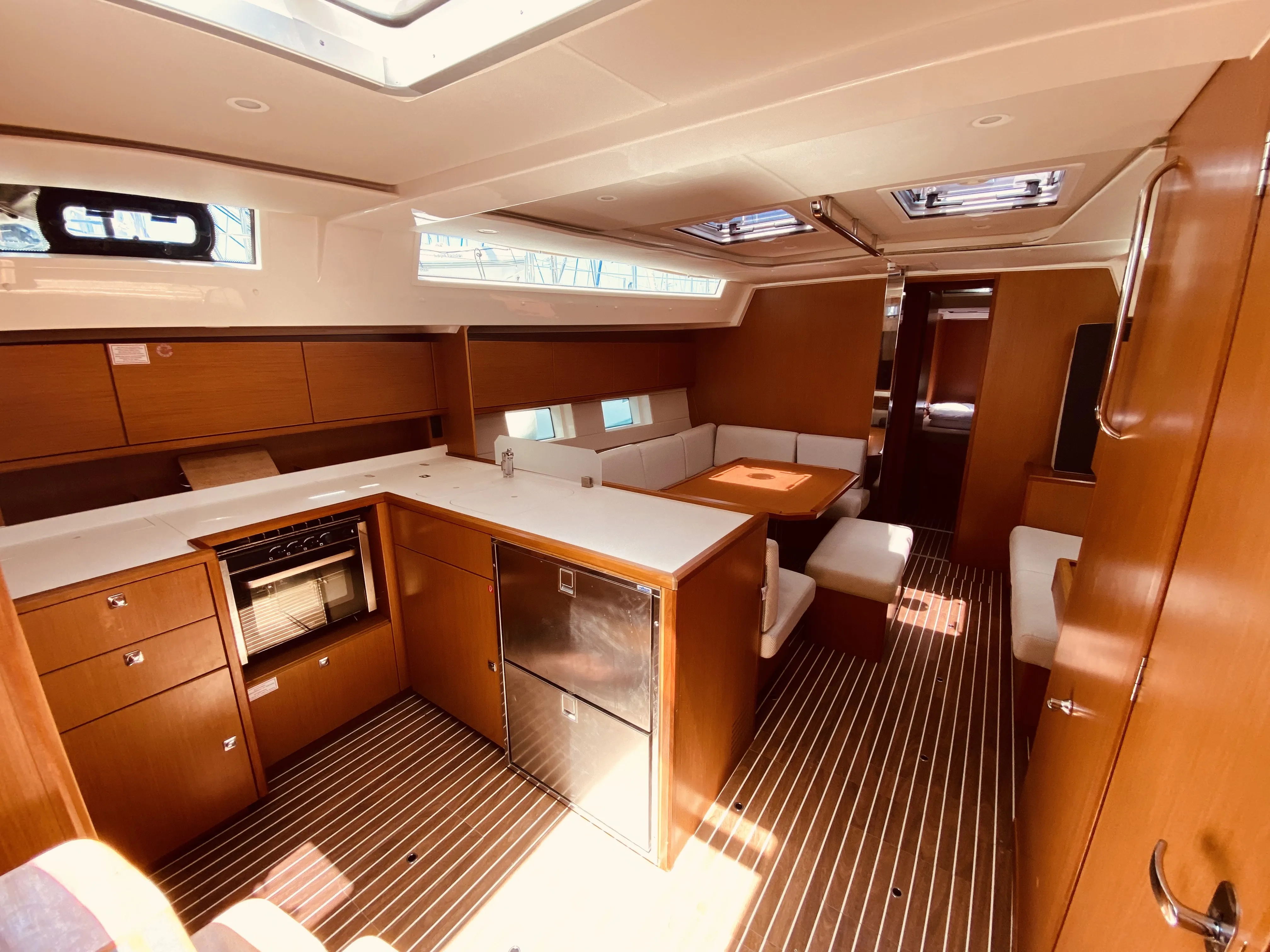 Image slide 160181