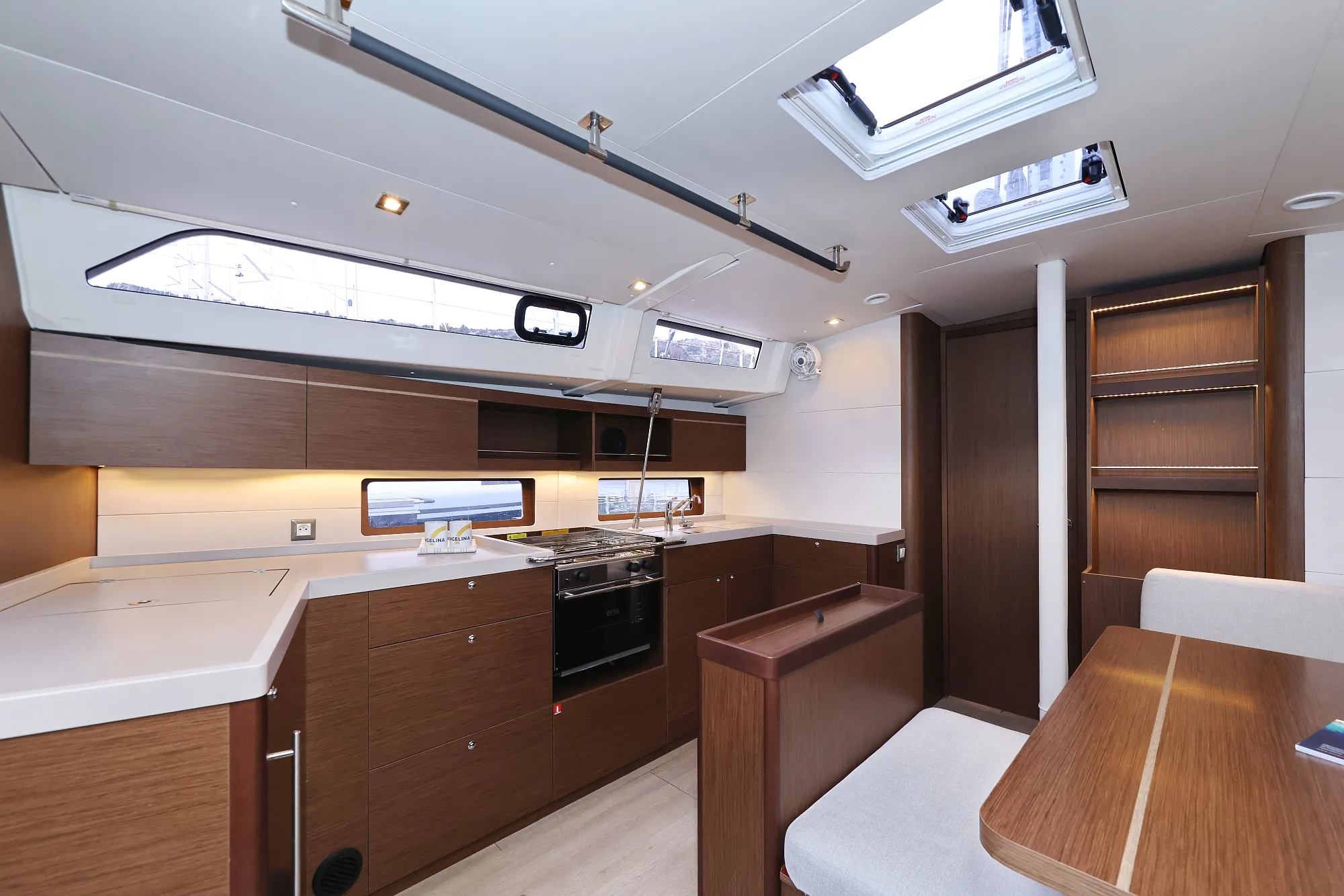 Image slide 16028