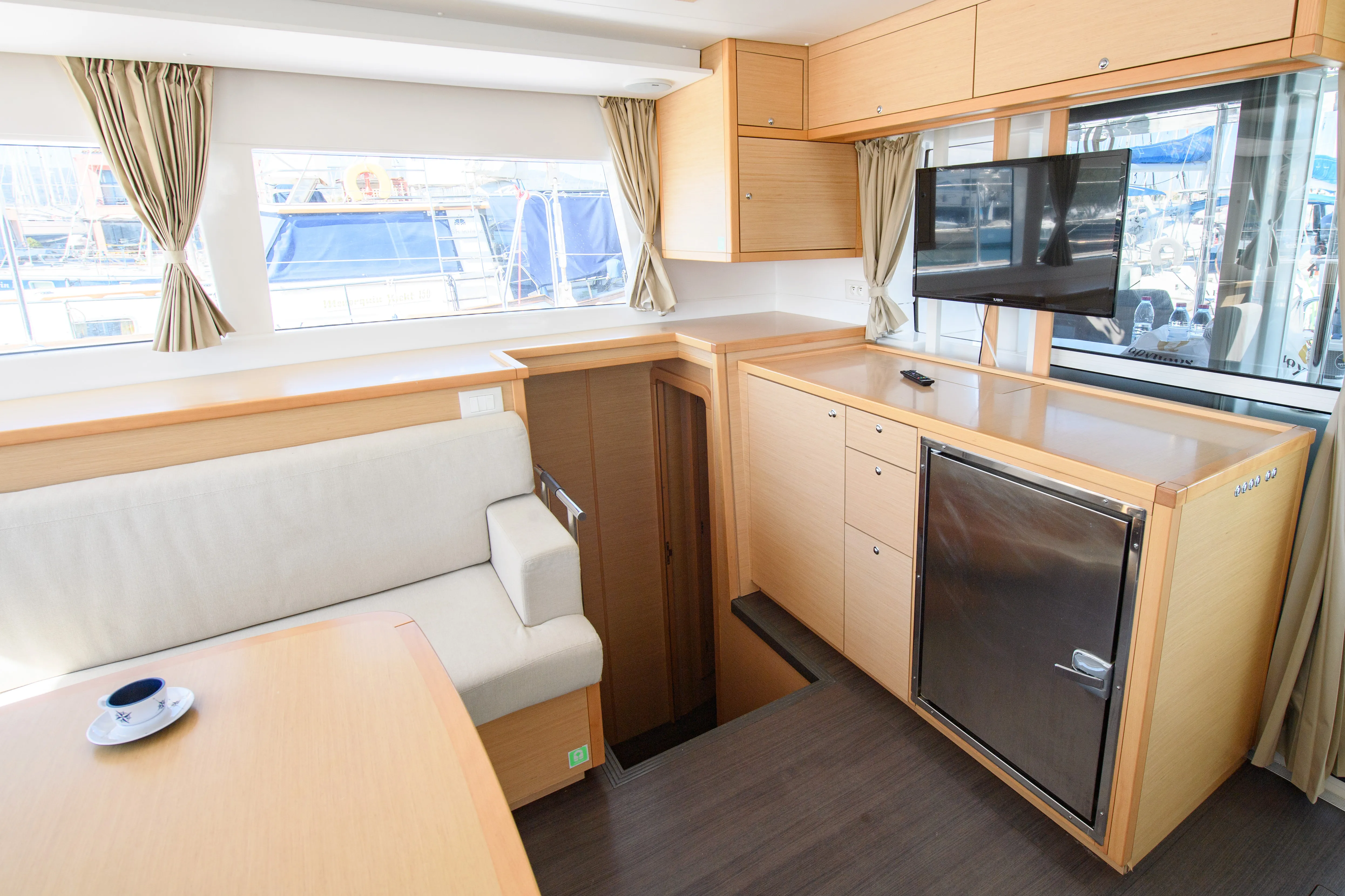 Image slide 160295