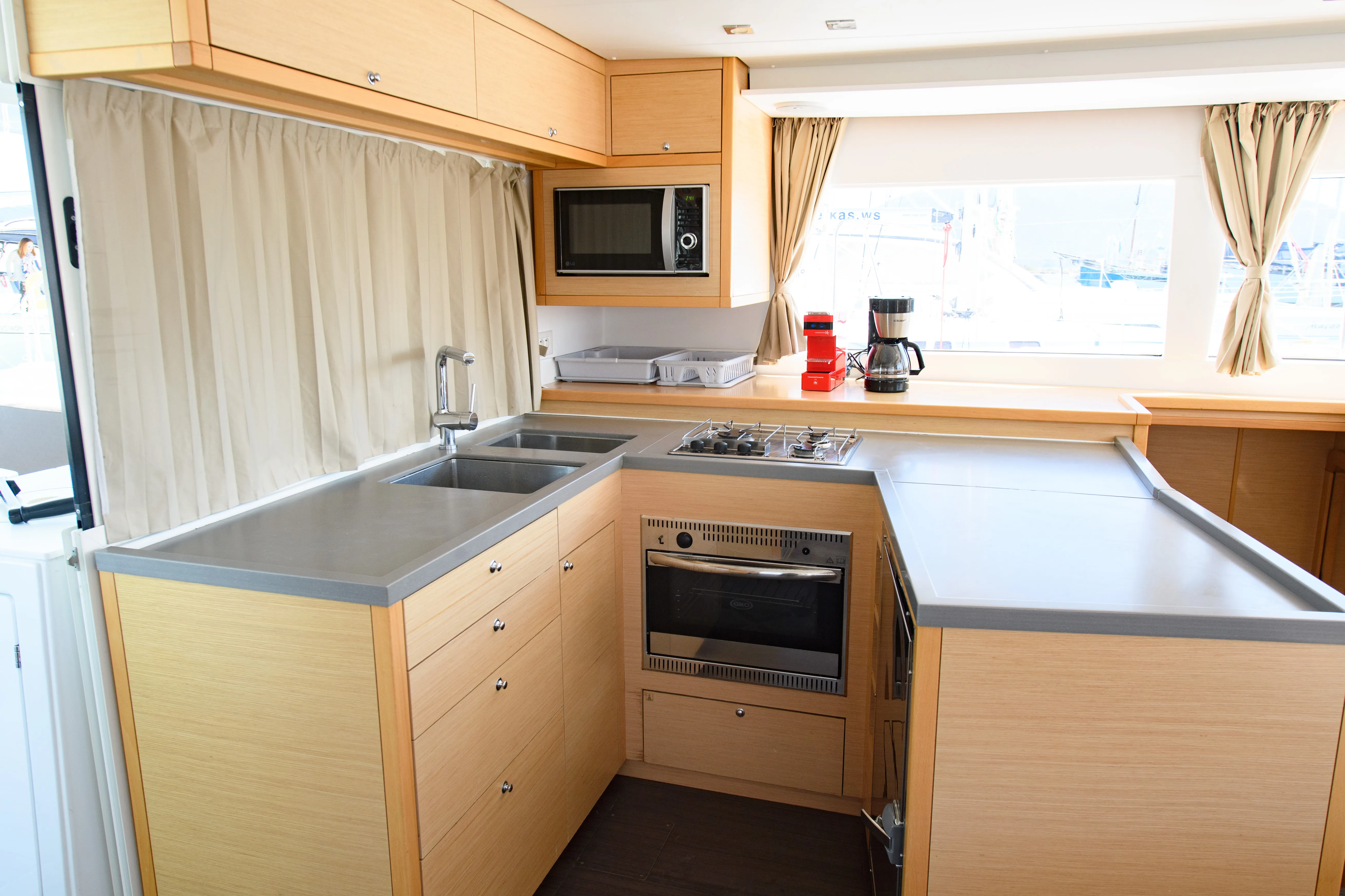 Image slide 160315
