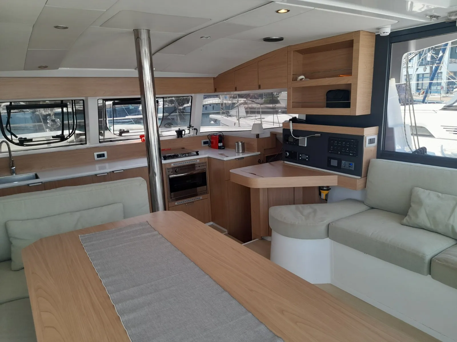 Image slide 160329