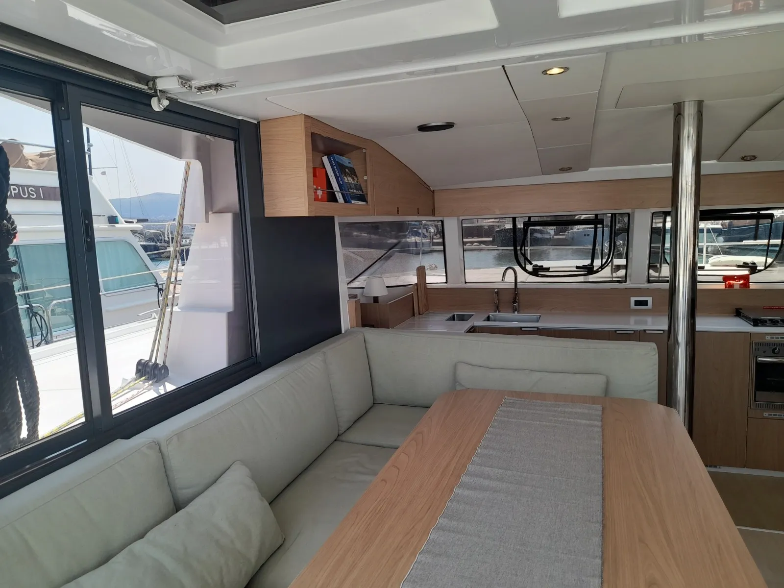 Image slide 160337