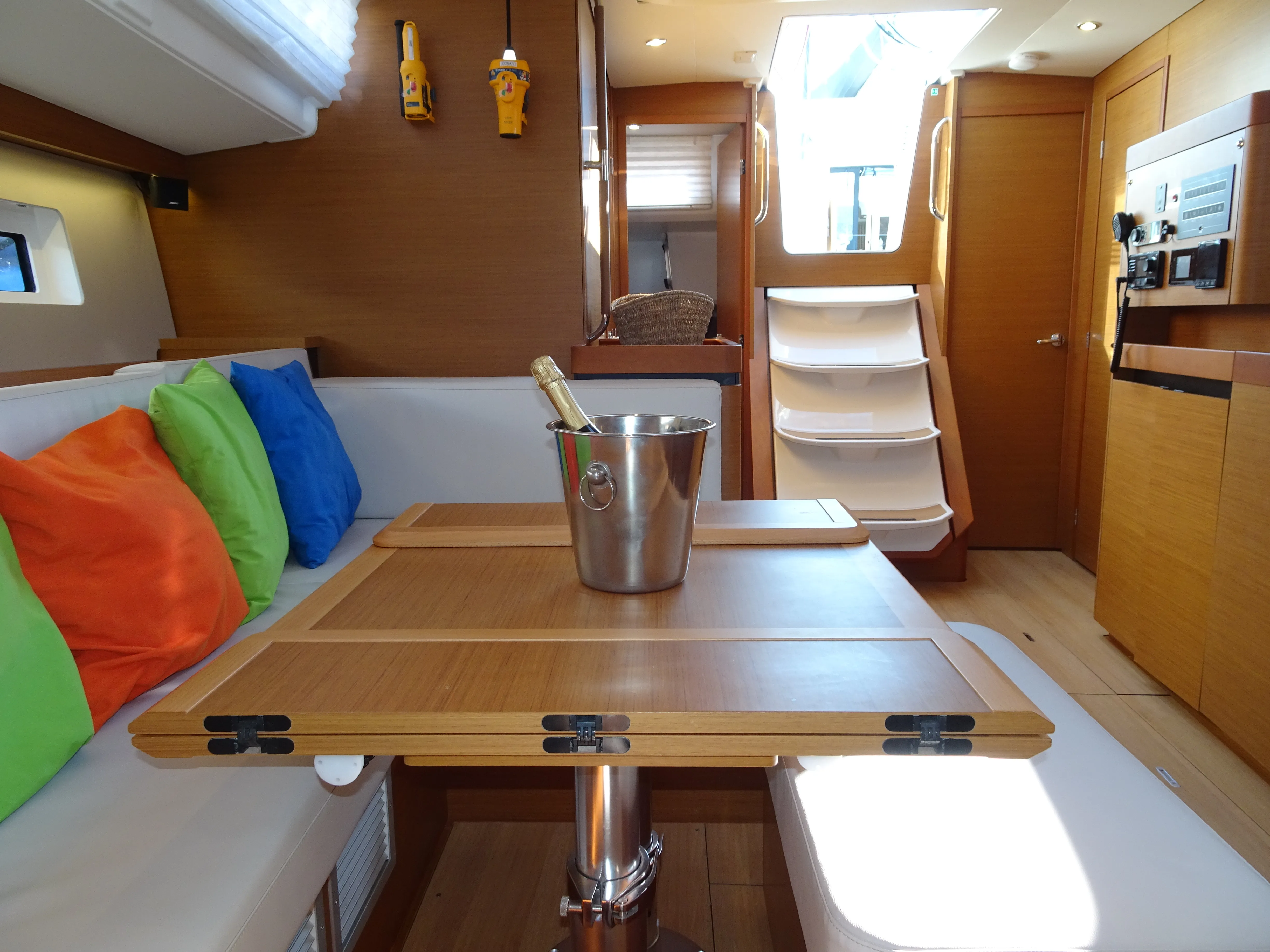 Image slide 161237