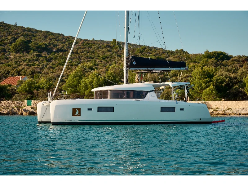 Lagoon 42 ARIELLE boat image