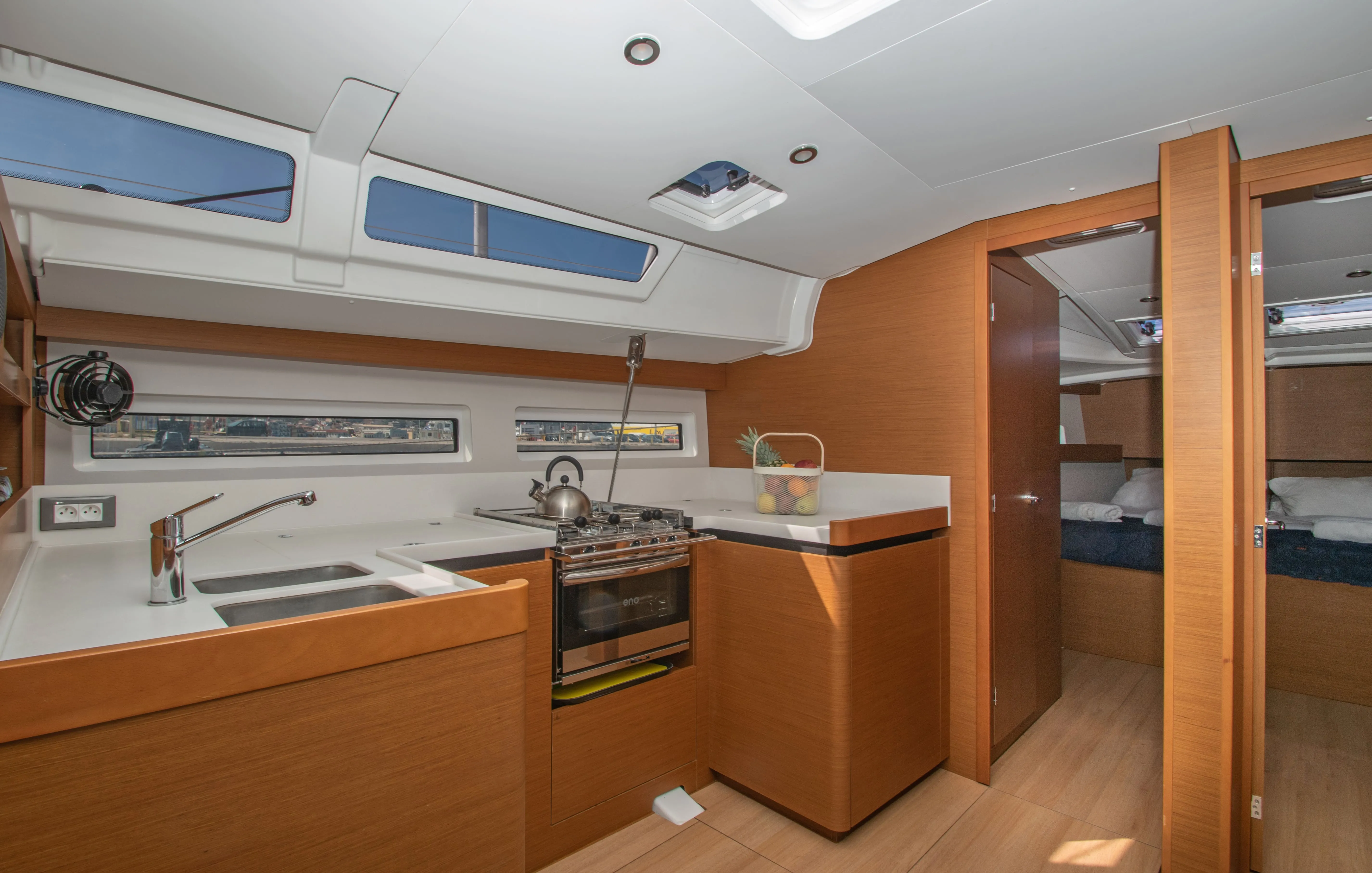 Image slide 162110
