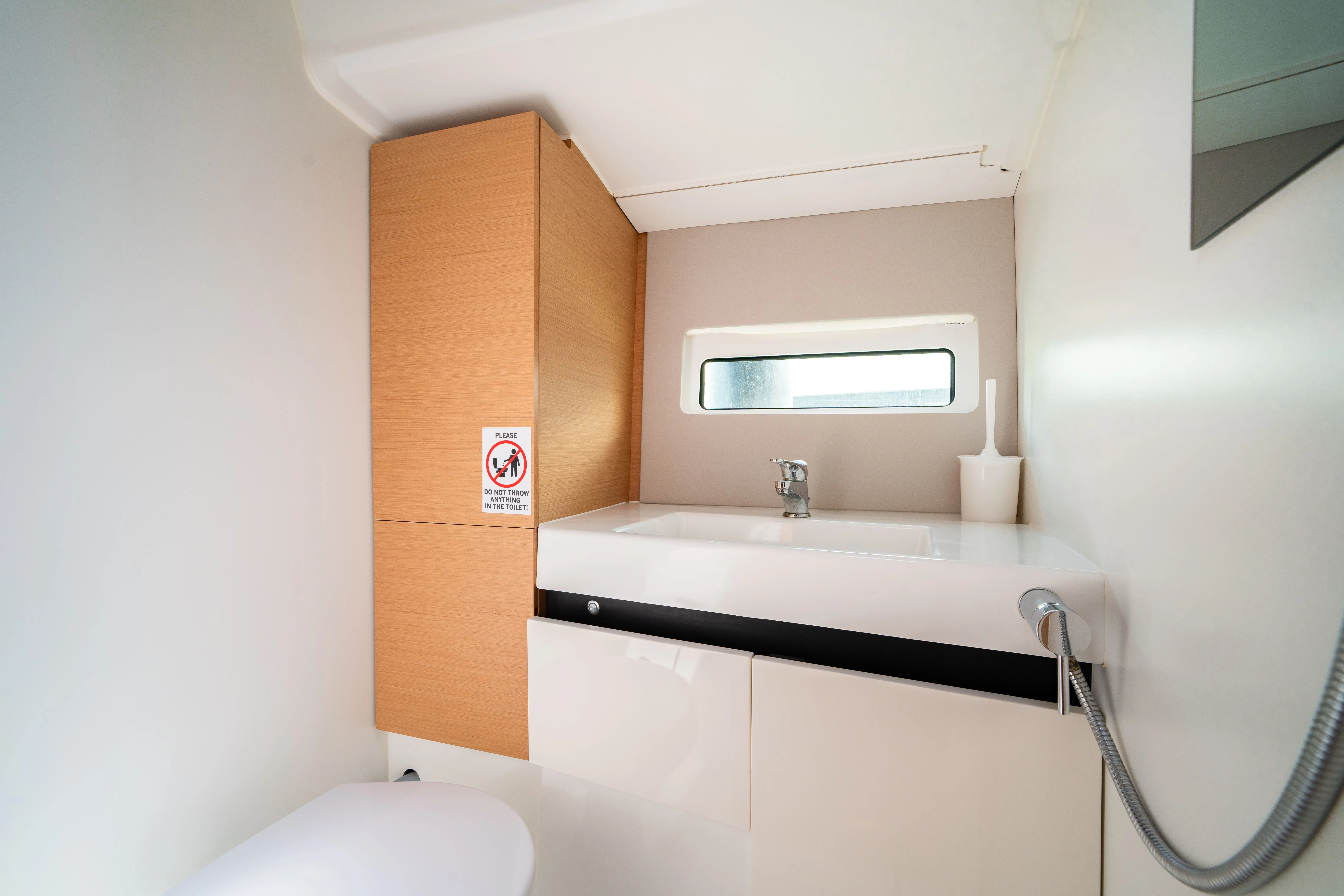 Image slide 162168