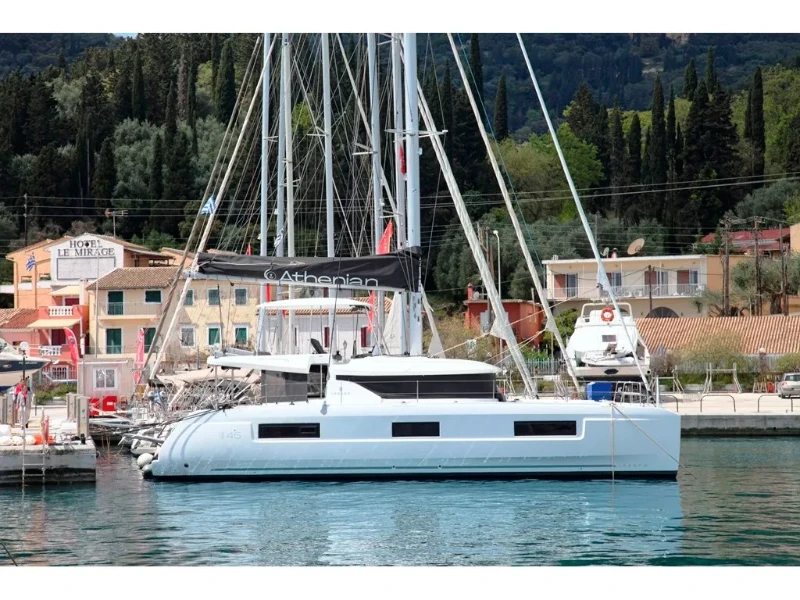 Lagoon 46 IRIS boat image