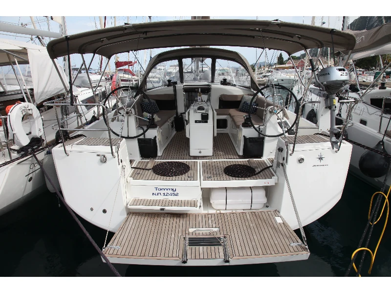 Sun Odyssey 440 TOMMY boat image