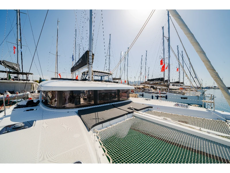 Lagoon 42 CELENA V boat image