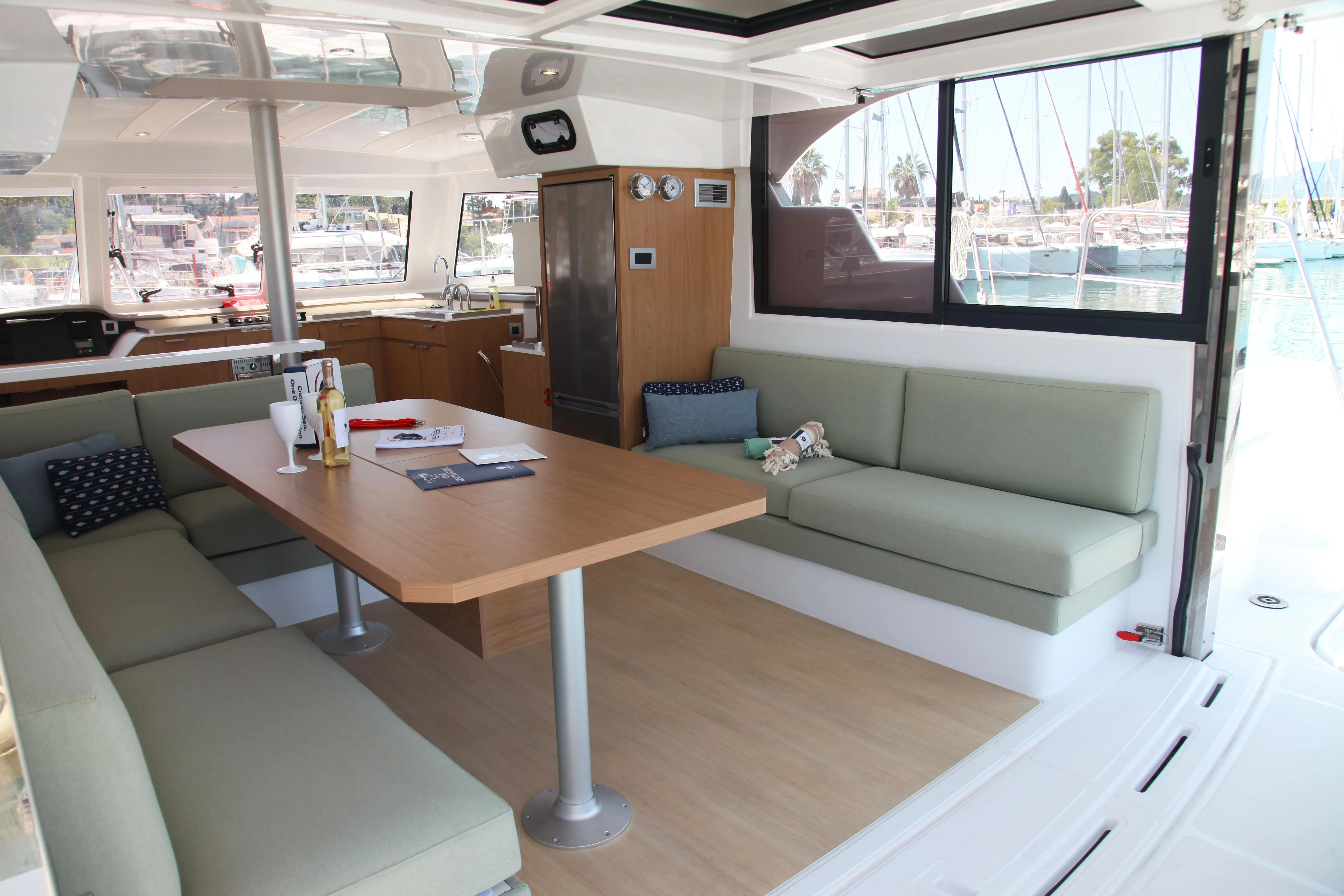 Image slide 163210