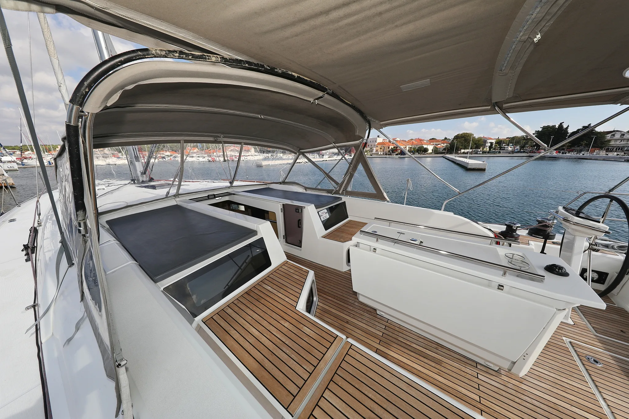 Image slide 16339