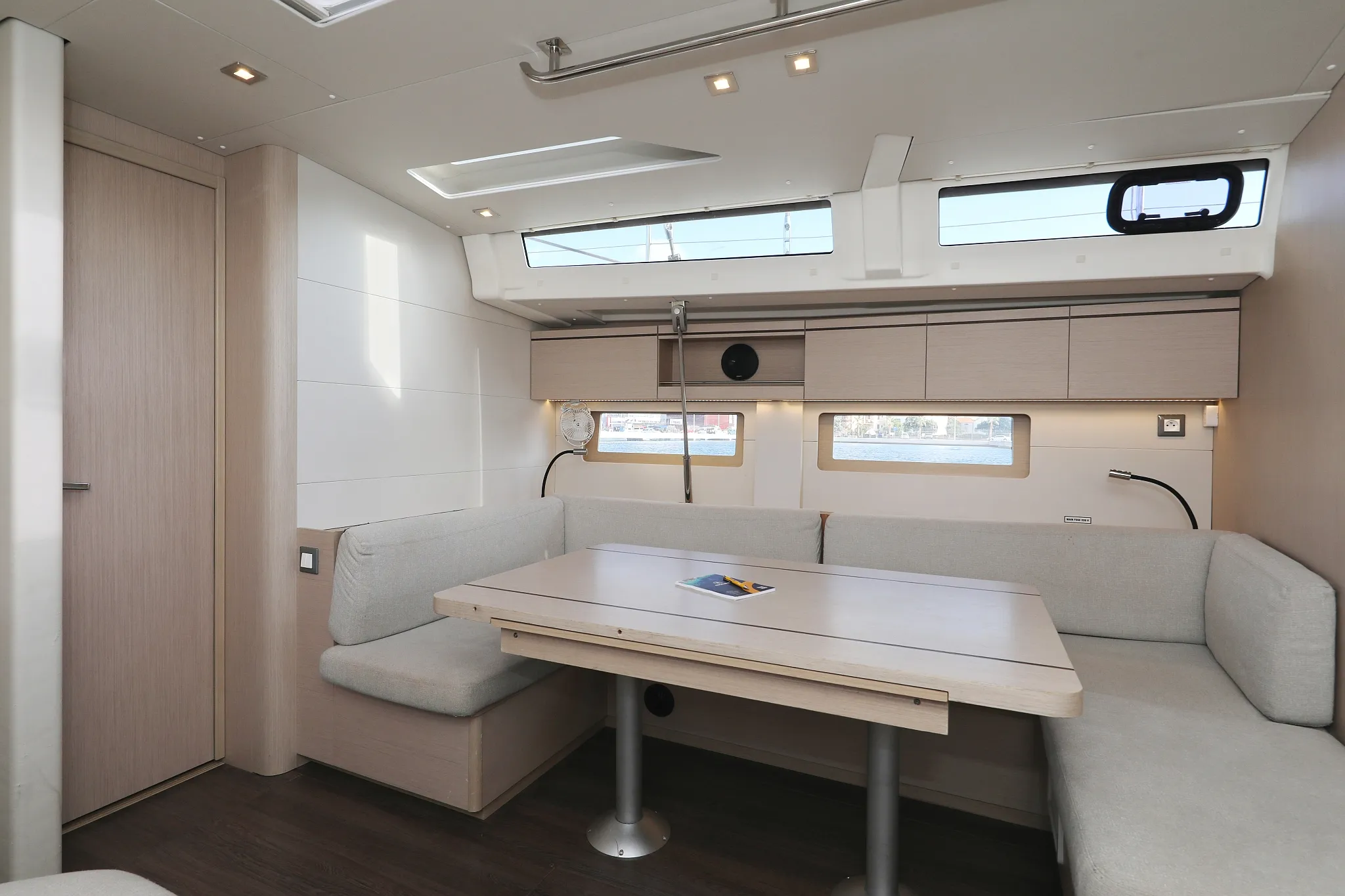Image slide 16349