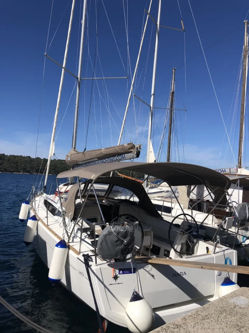 Sun Odyssey 349 Nara boat image