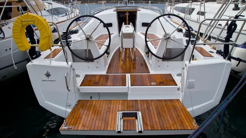 Sun Odyssey 349 SheShe boat image