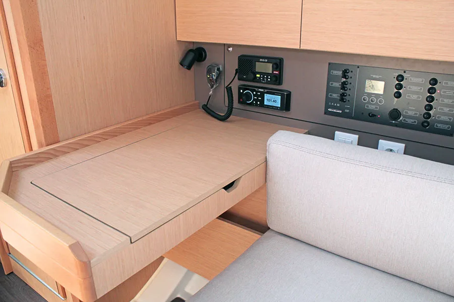 Image slide 170437