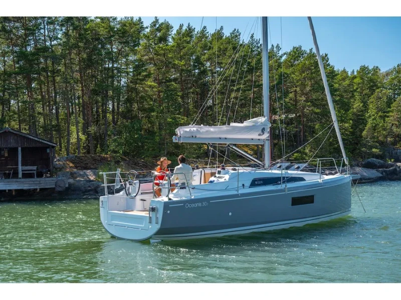Oceanis 30.1 REEF boat image