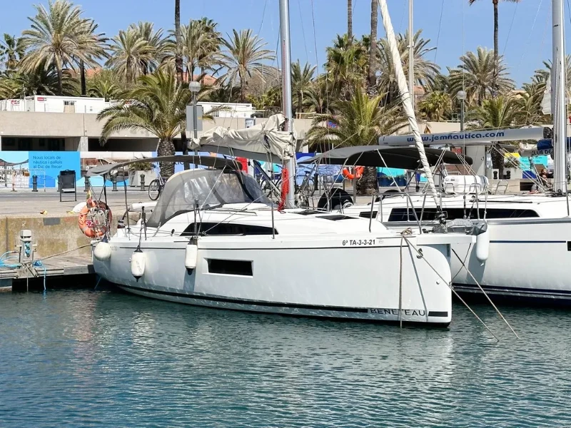 Oceanis 30.1 TEMPUS II BCN OC30.1 boat image