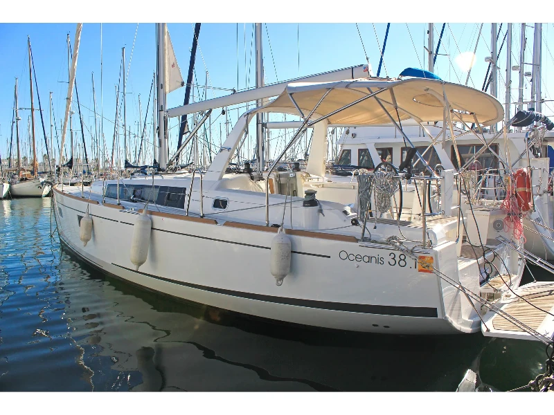 Oceanis 38.1 VITA boat image