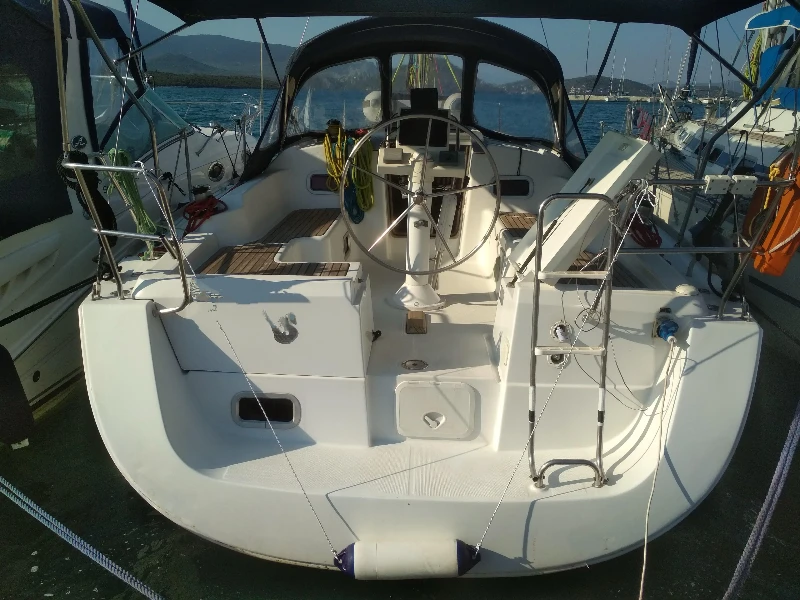 Oceanis 34 MAMMA boat image