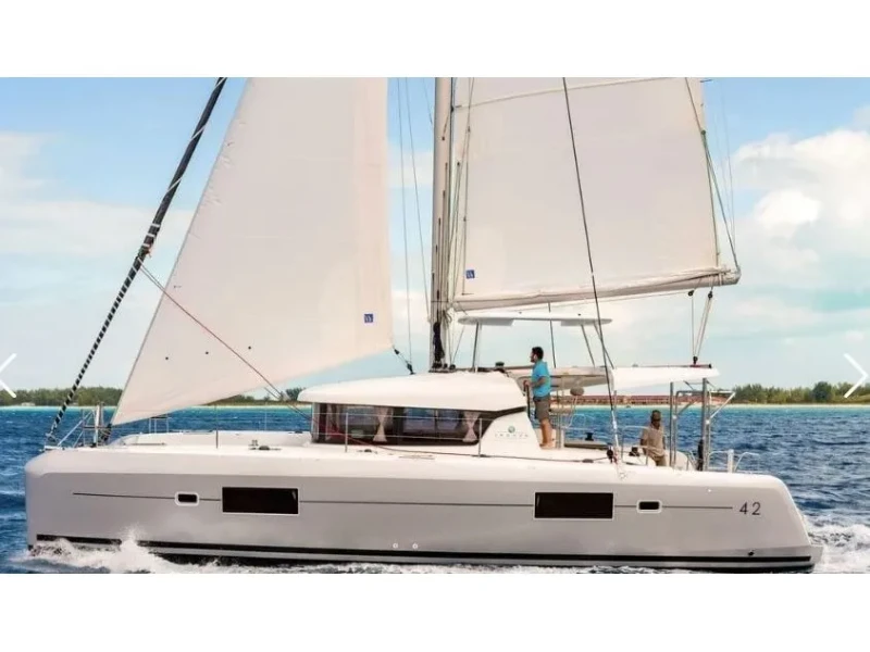 Lagoon 42 Chill Out boat image