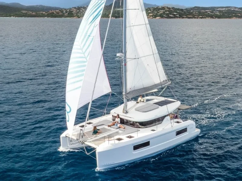 Lagoon 38 Eleni boat image