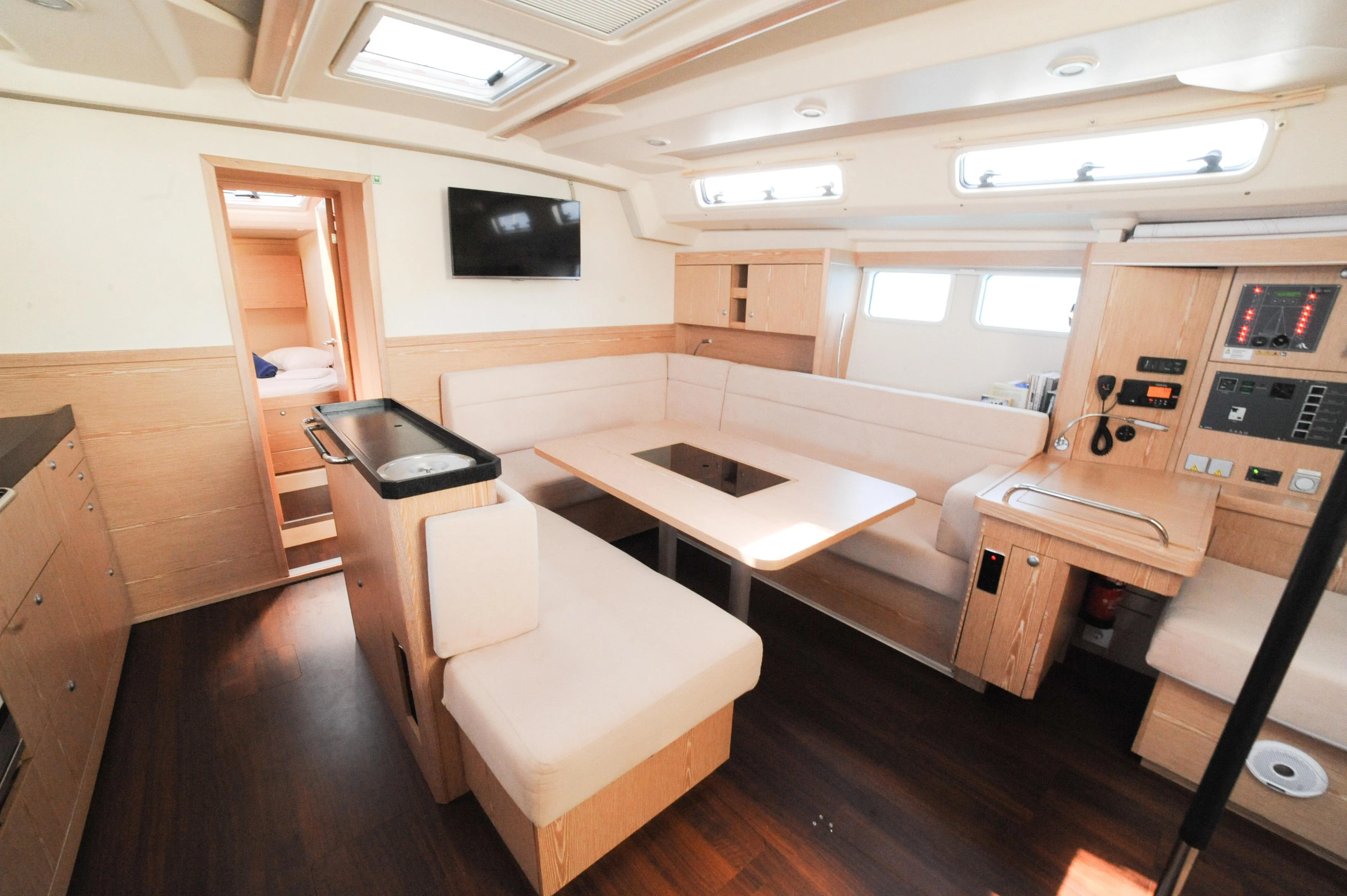 Image slide 172436