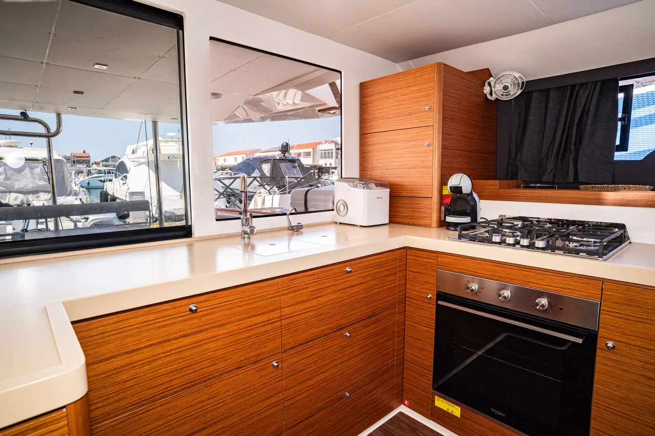 Image slide 17350