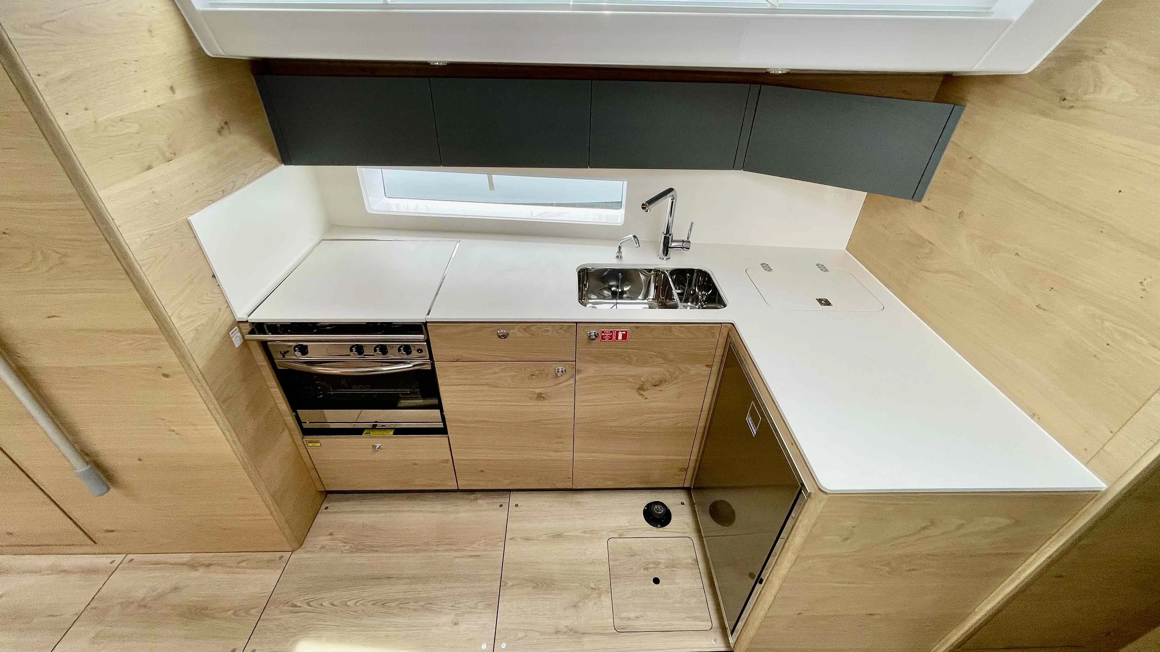 Image slide 17690