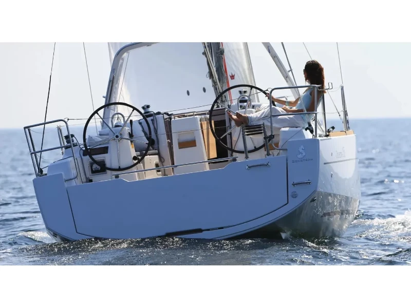 Oceanis 35 Blondi boat image