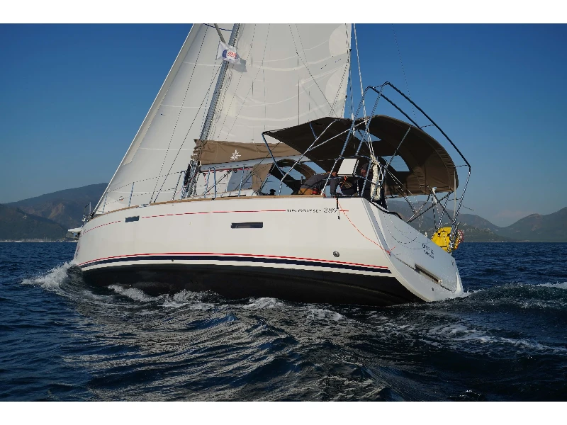 Sun Odyssey 389 Gin Fizz boat image