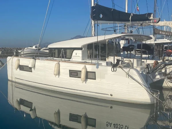 Lagoon 40 Regolo boat image