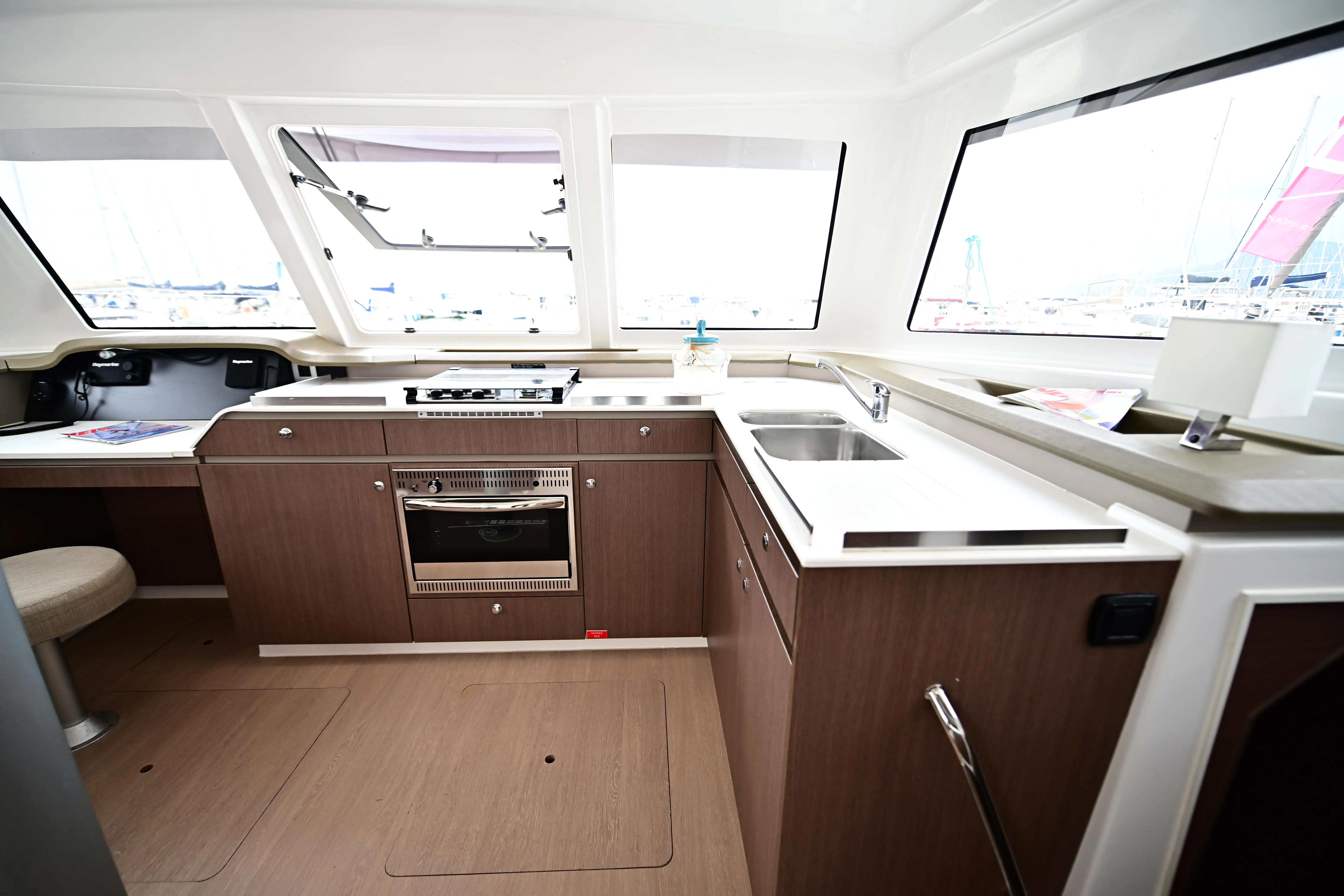 Image slide 177654