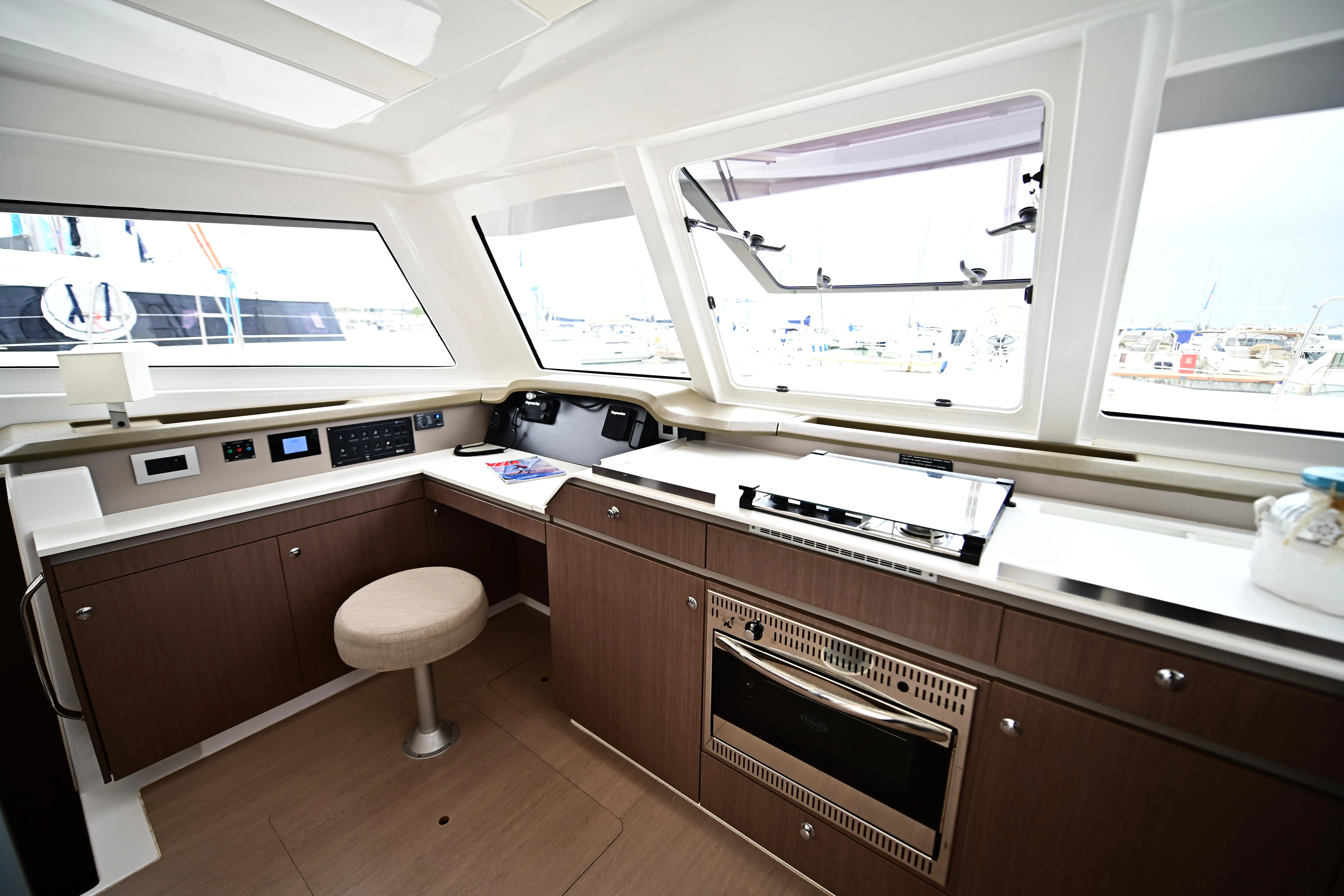 Image slide 177696